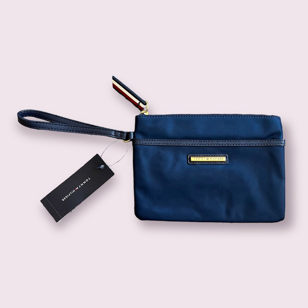 Tommy Hilfiger Wristlet Navy Blue Purse 6” x 8” Pouch Neutral Mini Bag Gift